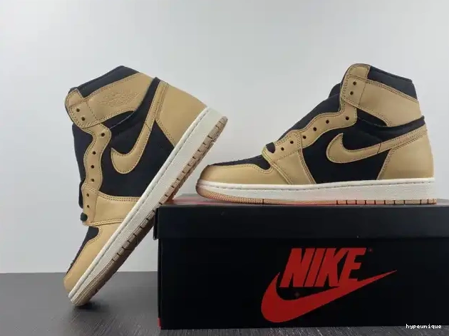 HYPE OG Heirloom High Air Jordan 555088-202 1 0526